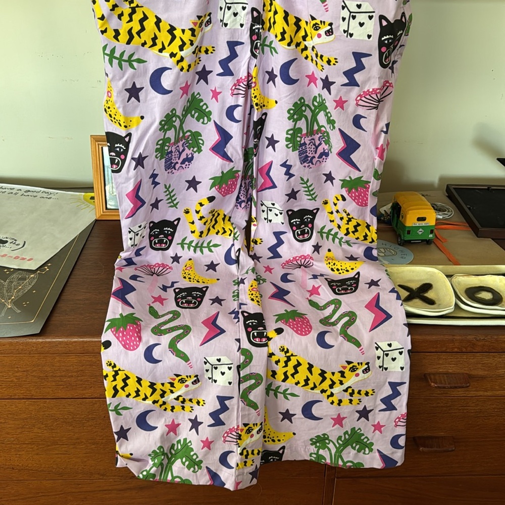Nooworks Coveralls by Amy Hastings. Fun and dynamic patterns. Size Medium. NWT. - Picture 7 of 15